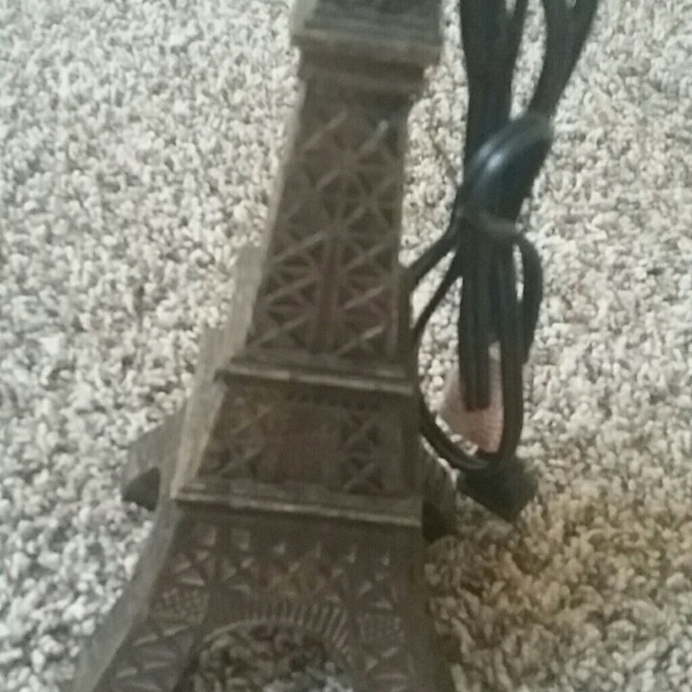 Lamp - Picture 2 of 2